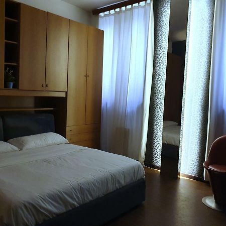 5Min Walk From Duomo! Apartment 100M2 Mediolan Zewnętrze zdjęcie